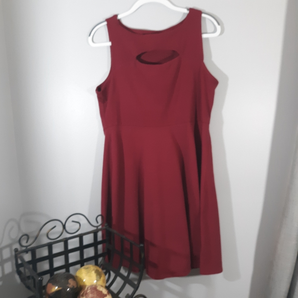 Xhilaration knee length dress with keyhole cut out
